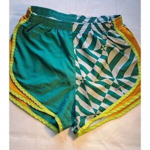 Womens XS Nike Athletic Shorts Green Patterned